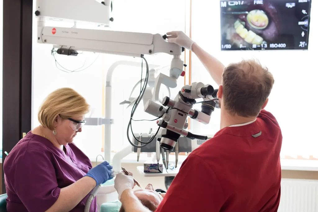 Mikroskop stomatologiczny - Twój Dentysta Myslenice